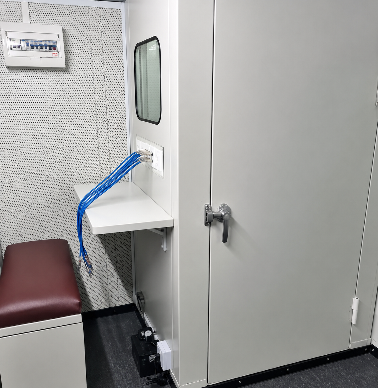 Portable Soundproof Booth
